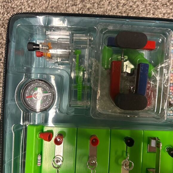 Eudax School Physics Labs Basic Electricity Discovery Circuit & Magnetism Experi - Picture 3 of 10